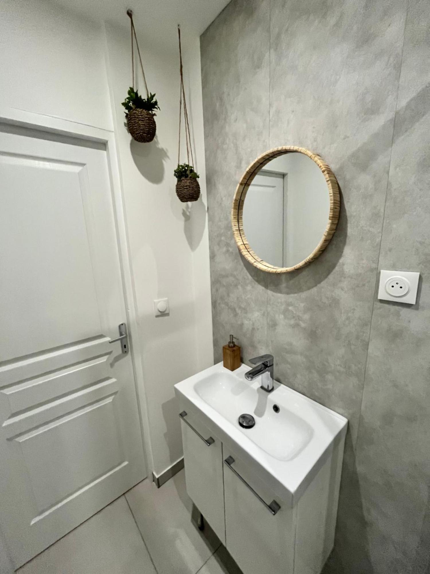 Les Appartements D'Ostende Calais Esterno foto