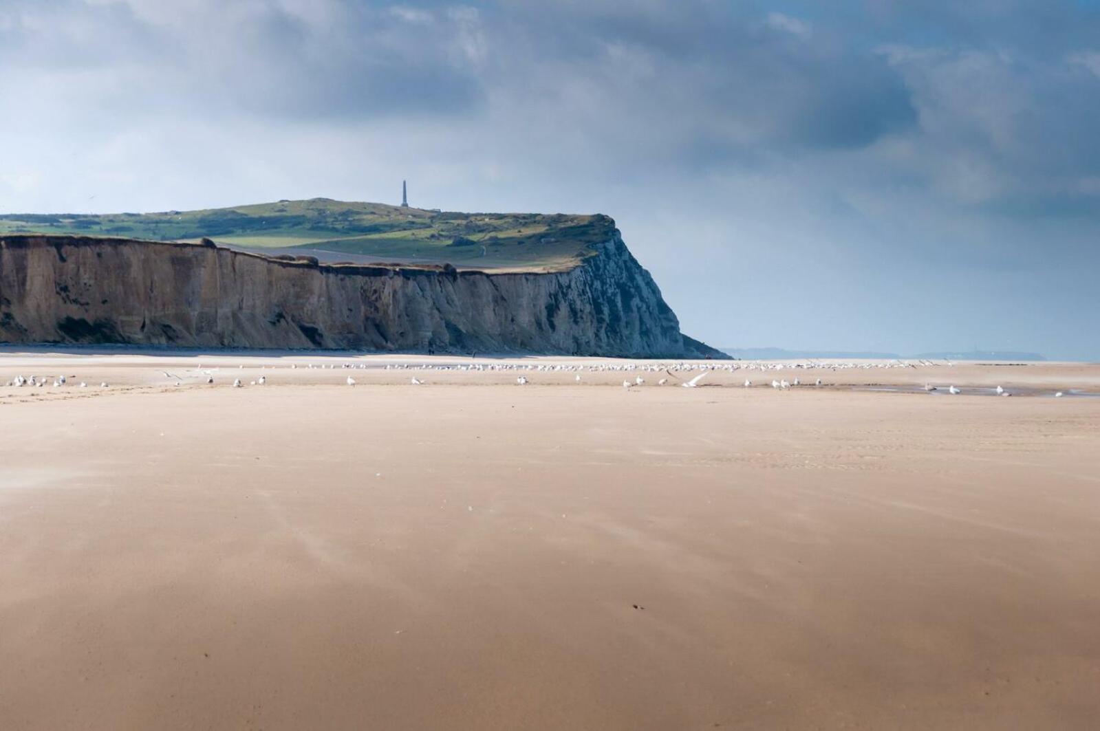 Les Appartements D'Ostende Calais Esterno foto